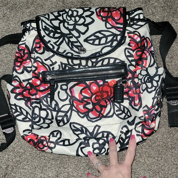 Coach Poppy Floral Print Women's Bag - Black and Red - Picture 1 of 11
